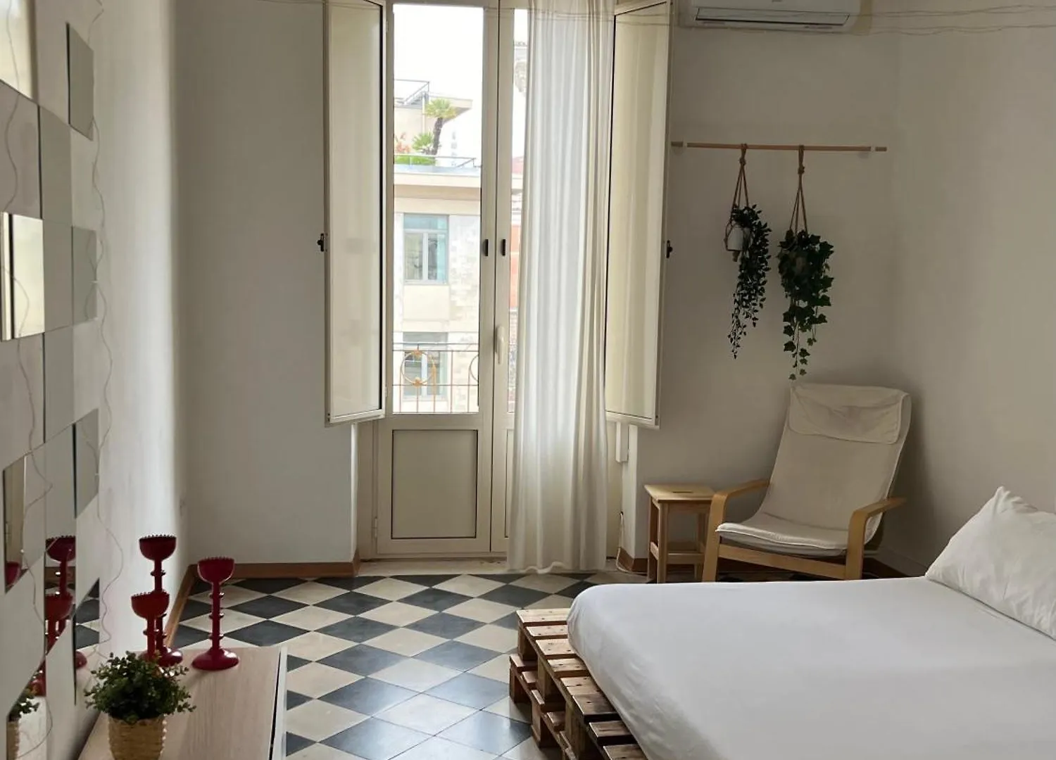 Logico #35 Home Bari Apartment
